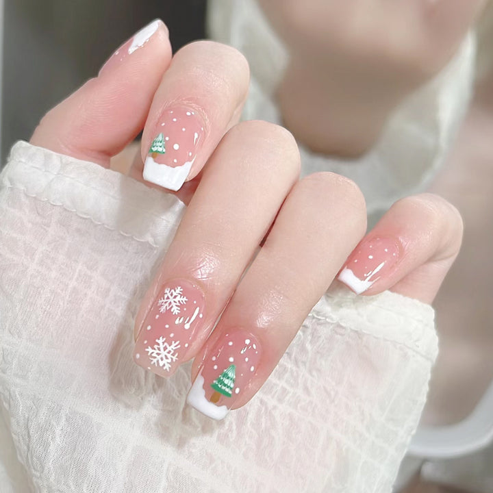 Festliche holiday-themed Nagelkunst Karnz