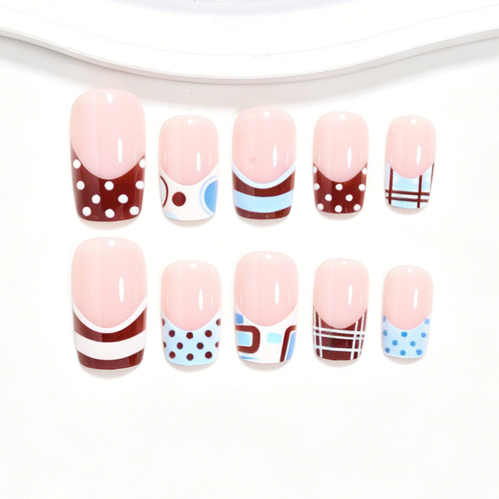 Künstlerische schokoladen-inspirierte Nagelkunst Tipps Karnz