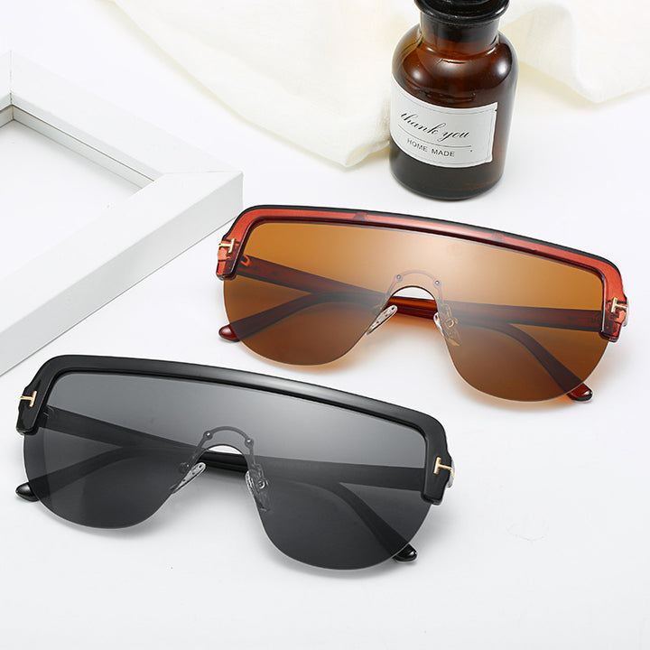 Zeitgenössische Voll-Rahmen Schildkröten-Sonnenbrille Karnz
