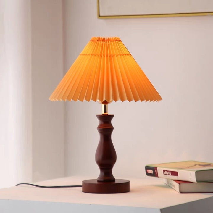 Zeitgenössische gefaltete Schirm Tischlampe