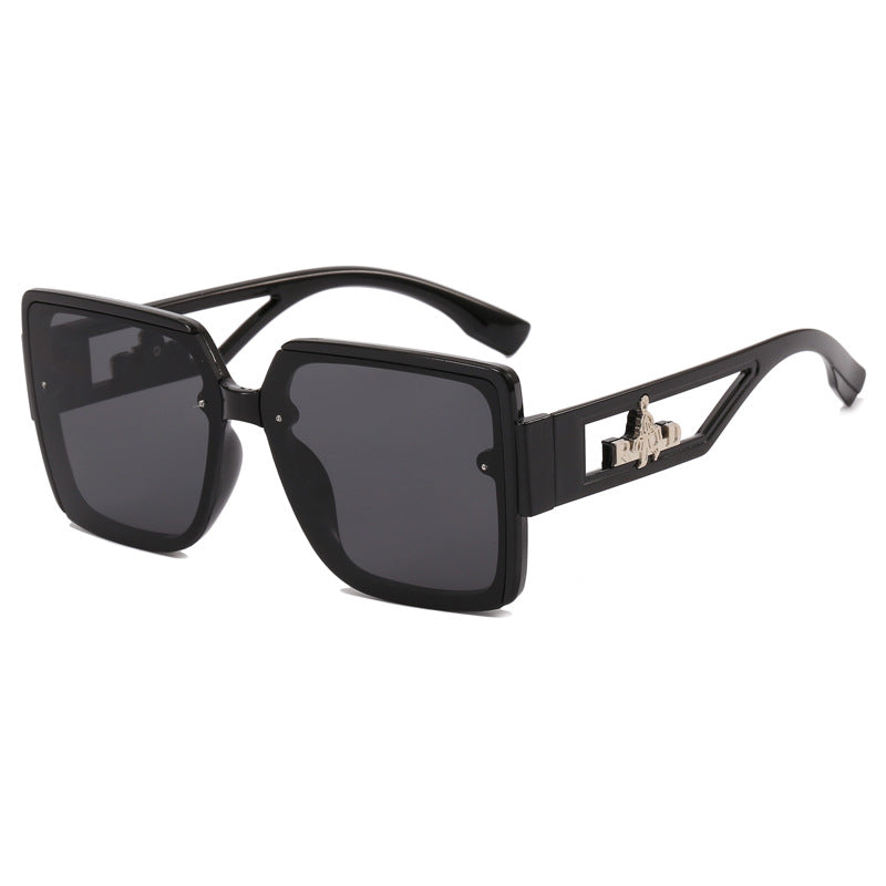 Damen quadratische Designer-Sonnenbrille mit eleganten Verzierungen Karnz