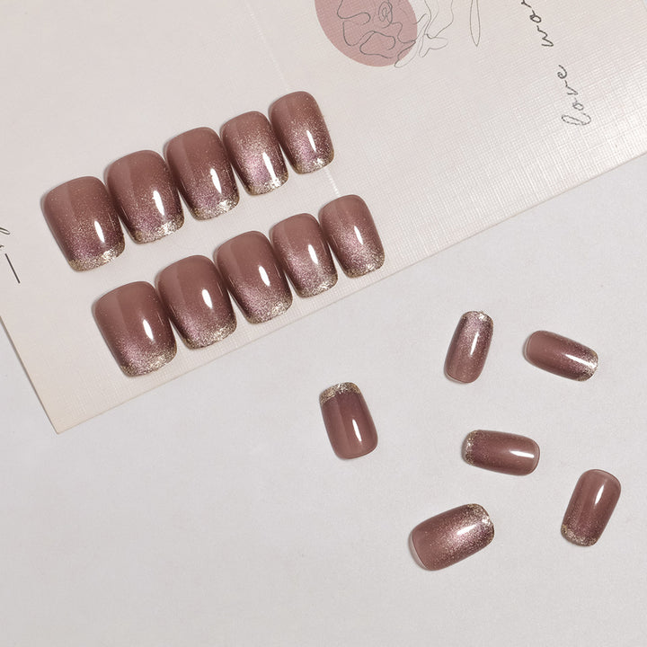 Glamouröses Press-On Nagelset mit Glitzer-Spitzen Karnz