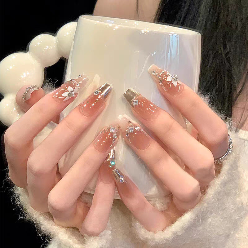 Dekorative Stiletto Press-On Nägel Karnz