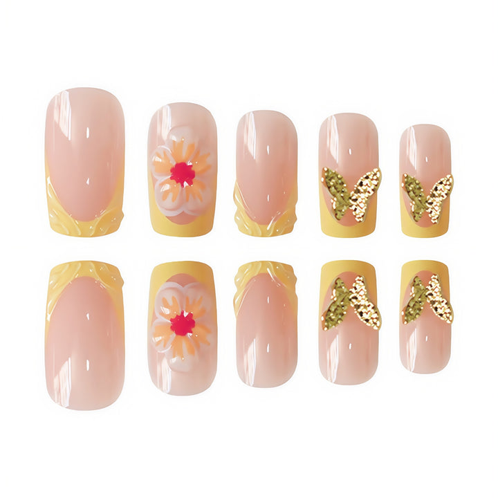 Künstlerisches florales Press-On-Nageldesign Karnz