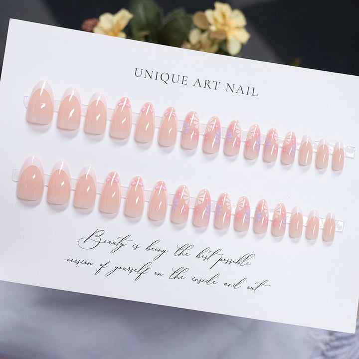 Elegantes Artikuliertes Press-On Nagelset