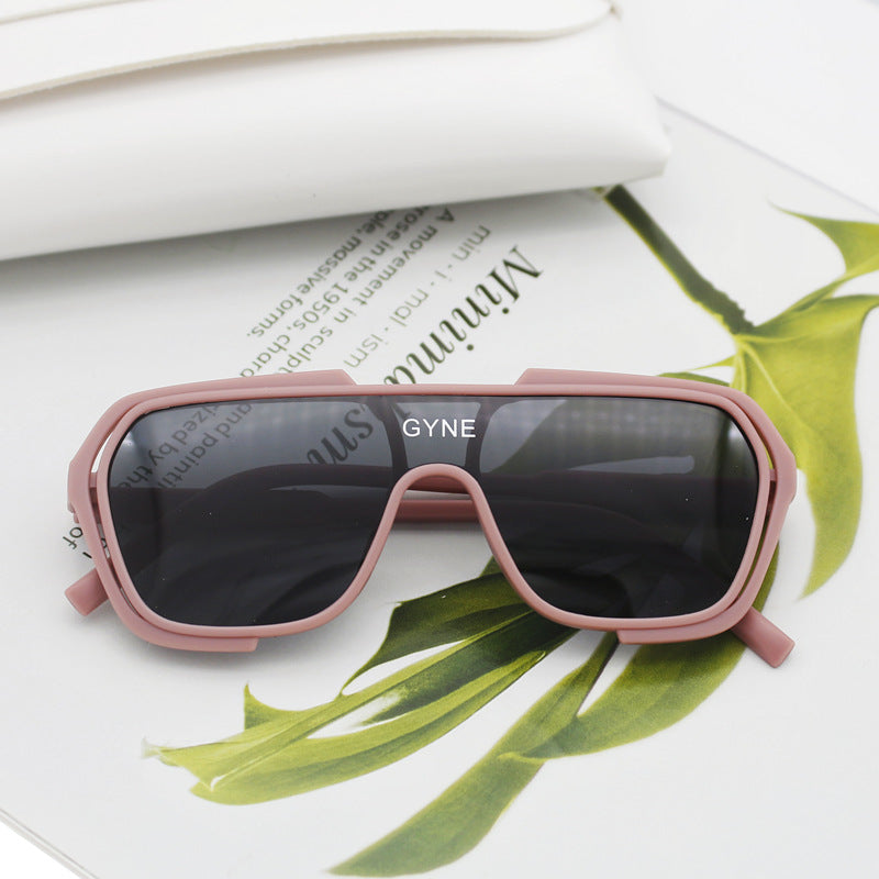 Damen Sportliche Sonnenbrille mit modernem Design Karnz