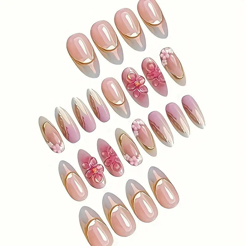 Floral Verziertes Press-On Nagelkunst Set Karnz