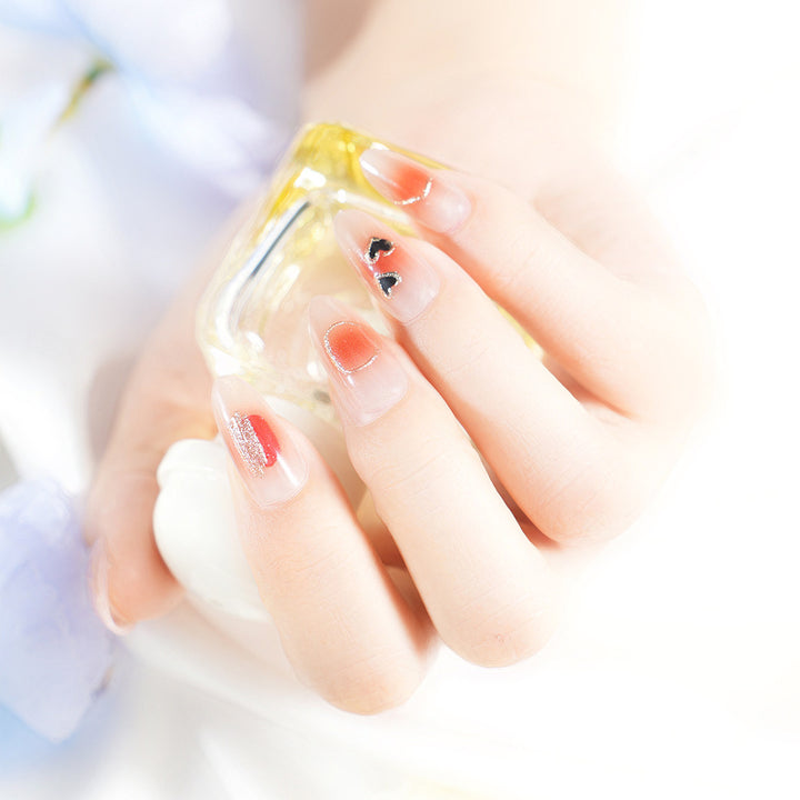 Elegantes Press-On-Nagelkunst-Set Karnz