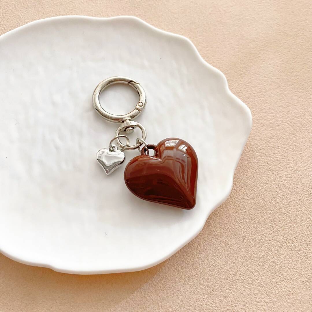 Herzförmiger Charm Schlüsselanhänger Karnz