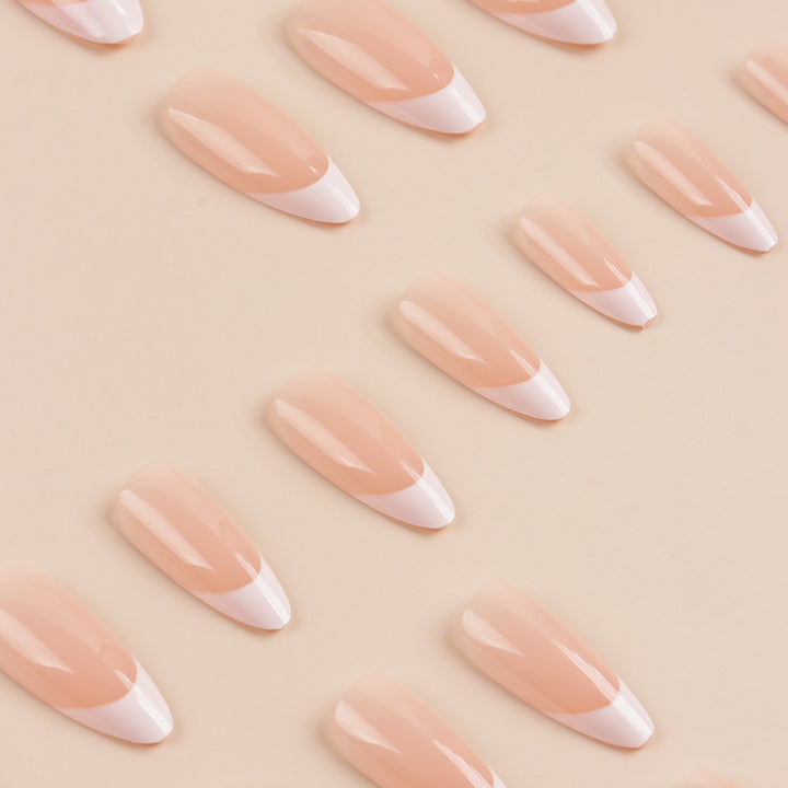 French Tip Nail Art Karnz
