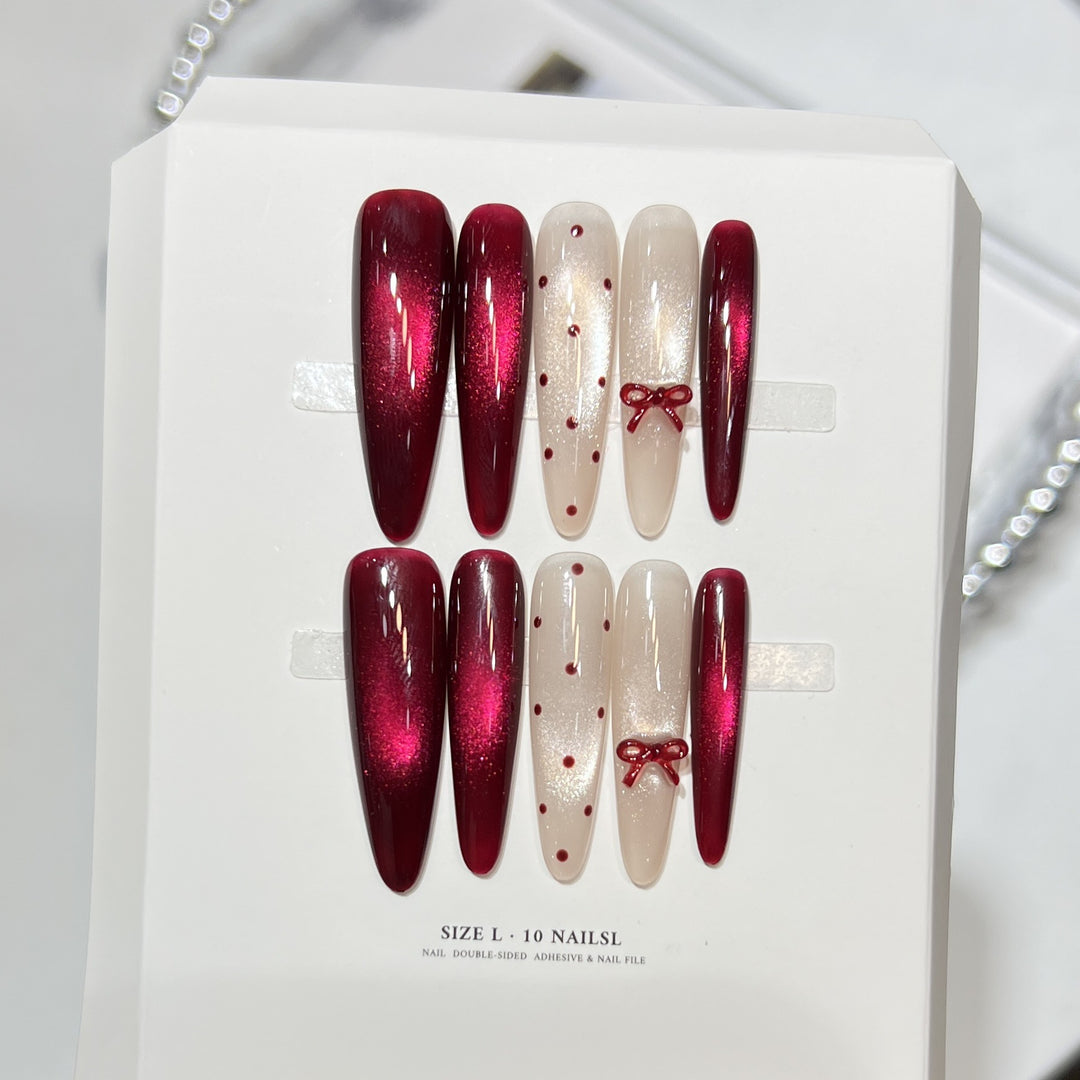 Luxuriöses Stiletto Nagel Kunst Set Karnz