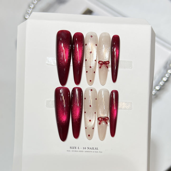 Luxuriöses Stiletto Nagel Kunst Set Karnz