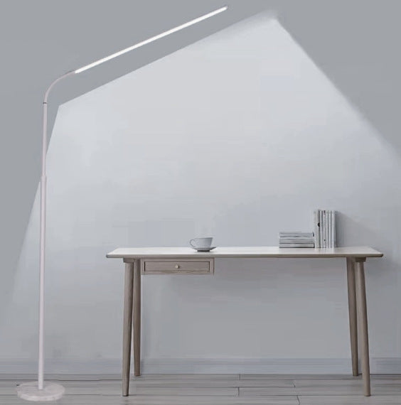 Moderne LED Stehlampe