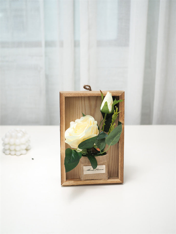Dekorativer Kunstblumen-Box