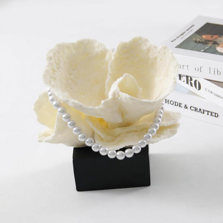 Künstlerische florale Skulptur