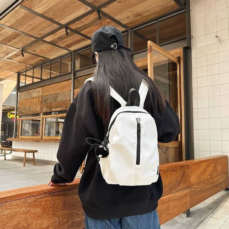 Moderner kompakter Reise-Rucksack Karnz