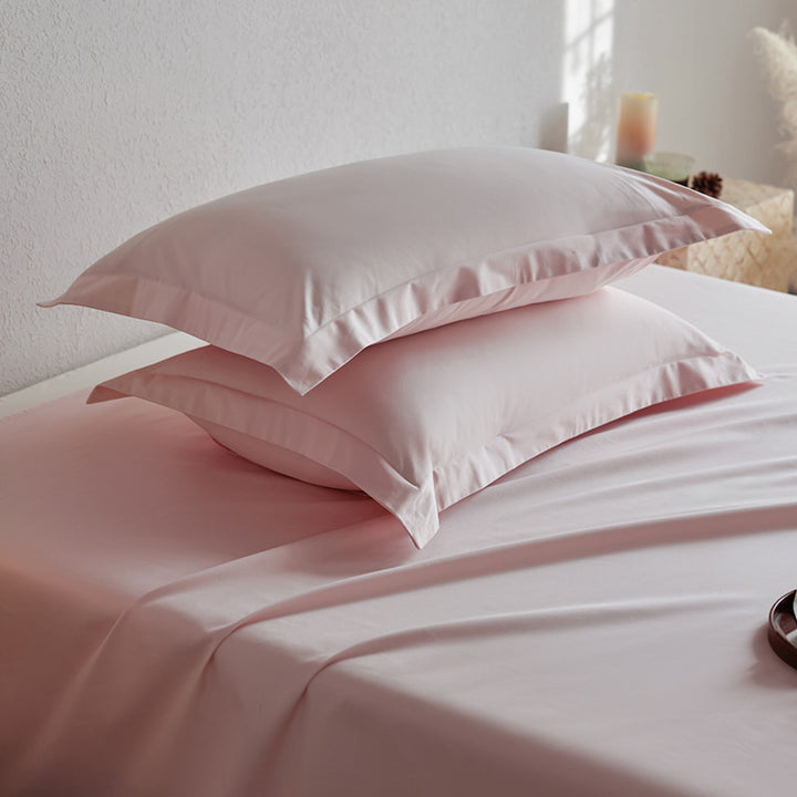 Premium-Kissenbezug- und Spannbettlaken-Set aus Baumwoll-Perkal mit Hotelkante