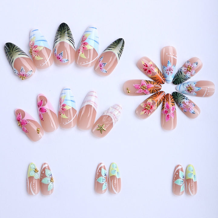 Exklusive Nail Art Karnz