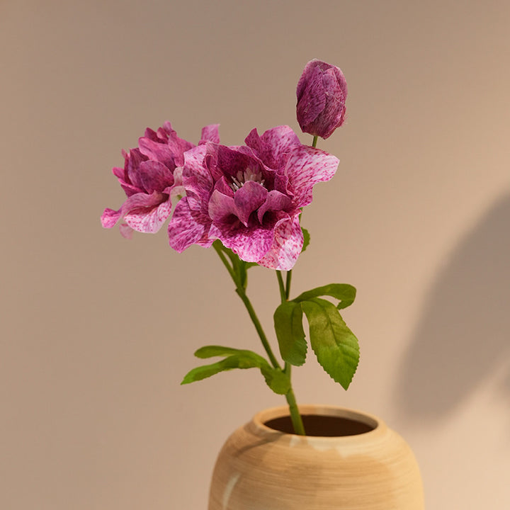 Edle Kunstblume Karnz