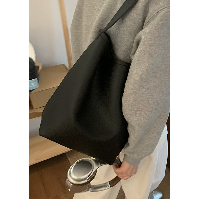 Minimalistische Tragetasche Karnz