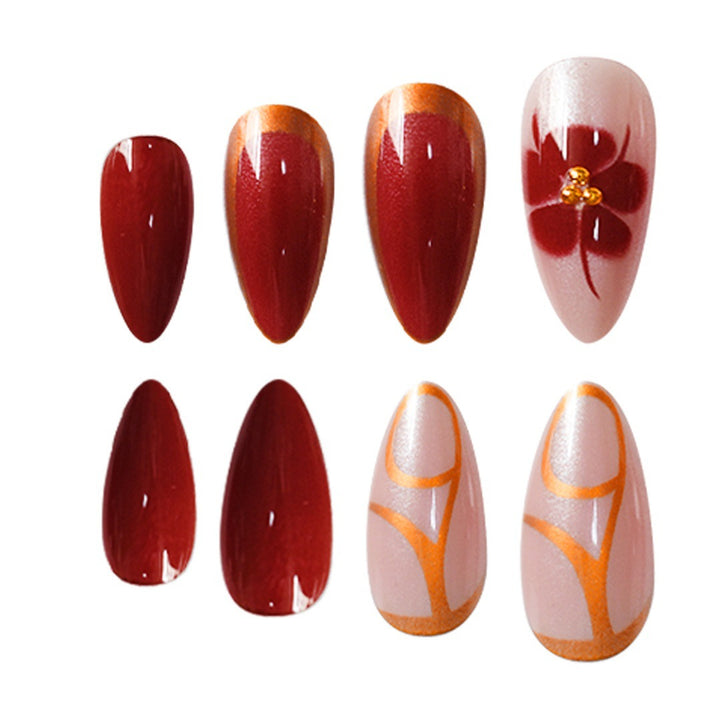 Glamouröse Stiletto-Nagelerweiterungen Karnz