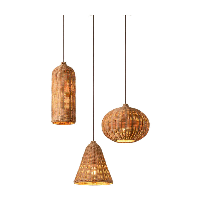 Handgefertigte Pendelleuchte aus geflochtenem Rattan Karnz