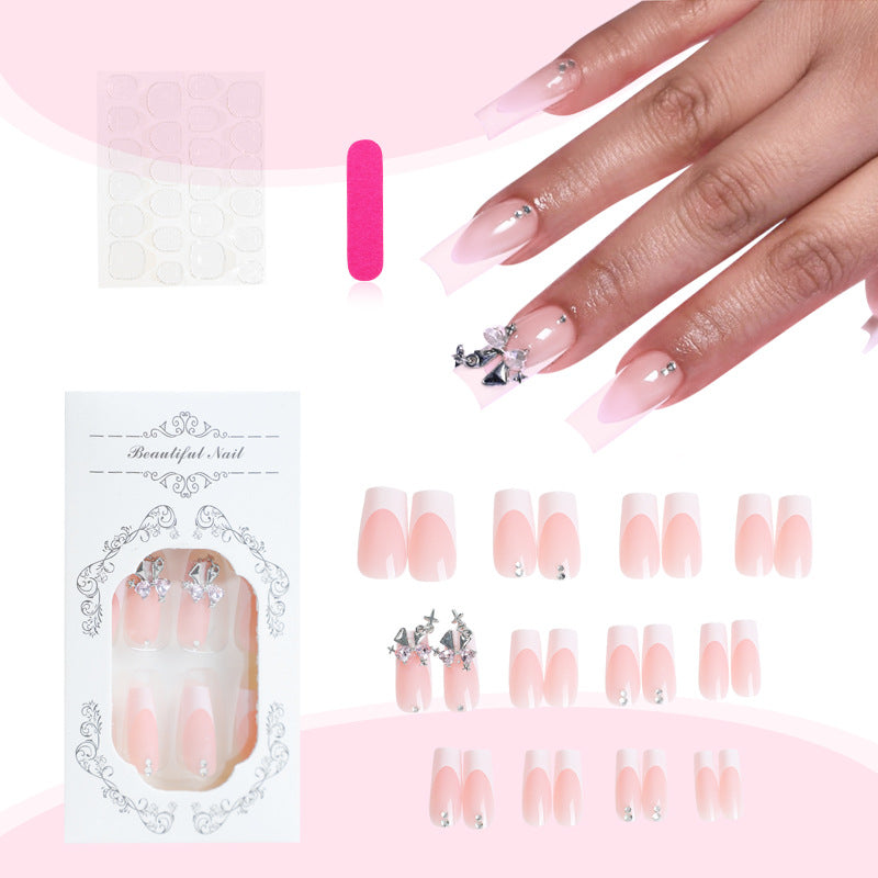 Elegantes Dekoratives Press-On Nagelkunstset mit Strassakzenten Karnz