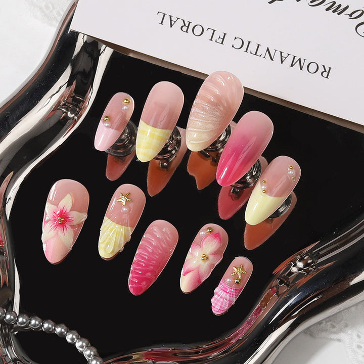 Blumen-inspirierte Press-On-Nagelkollektion Karnz