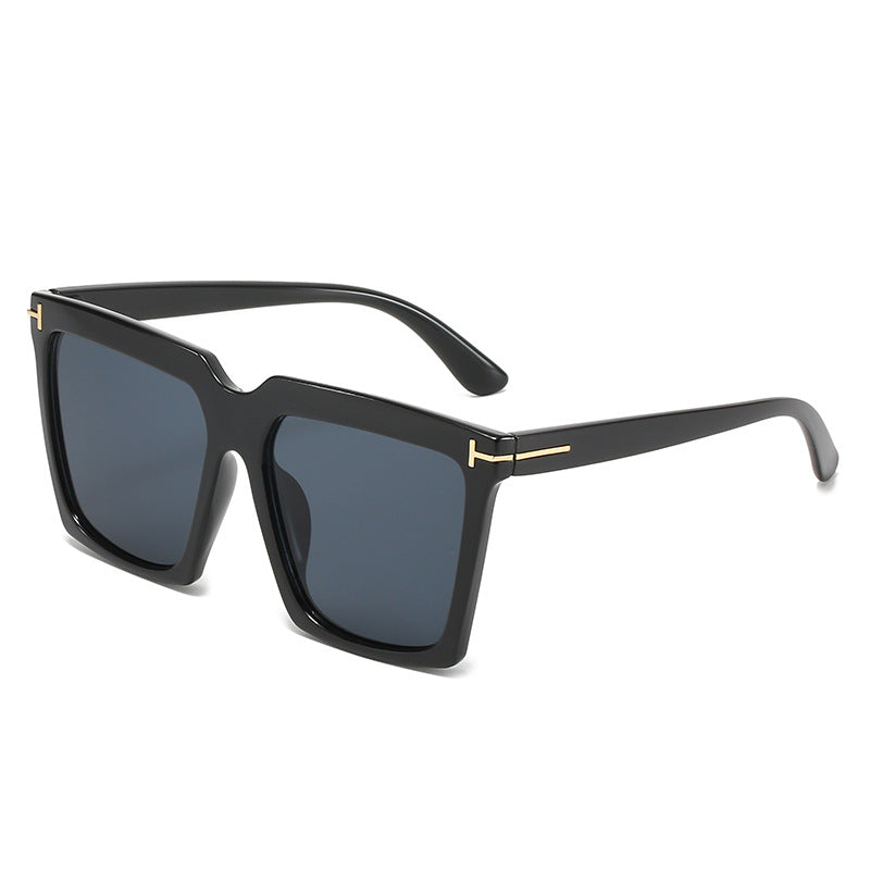 Damen oversized quadratische Sonnenbrille mit luxuriösen Akzenten Karnz