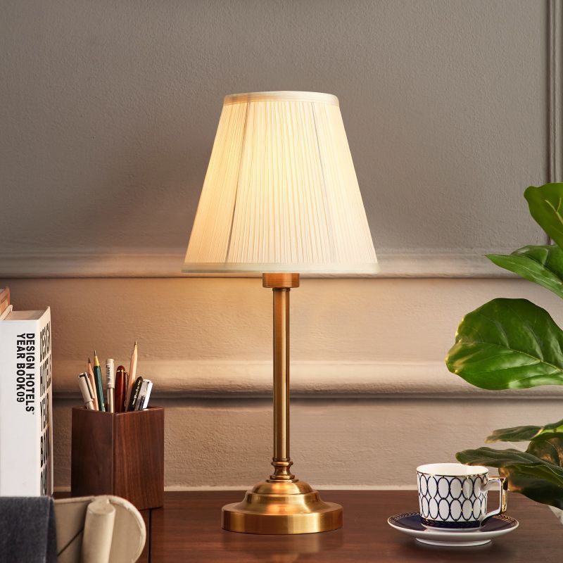 Elegante gefaltete Schirm Tischlampe