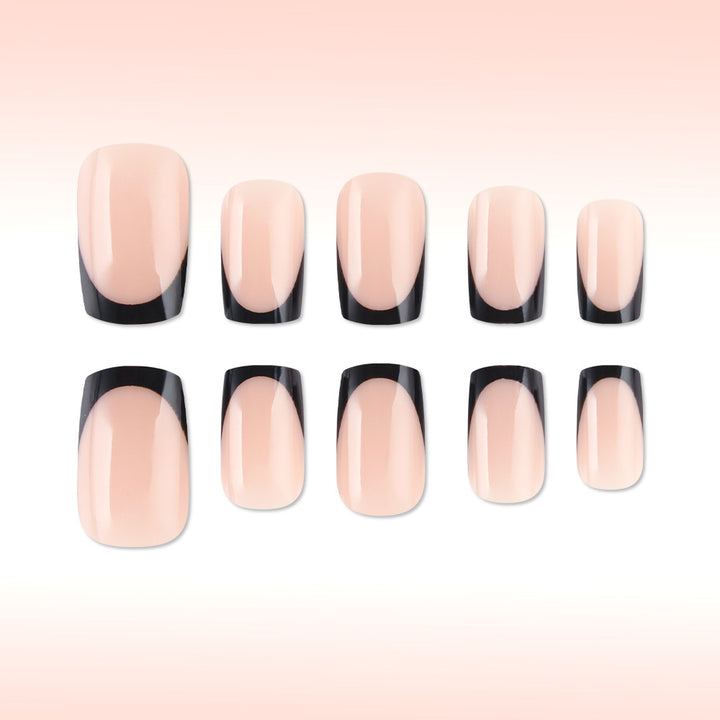 Elegante Französische Tipp Nagelverlängerungen Karnz