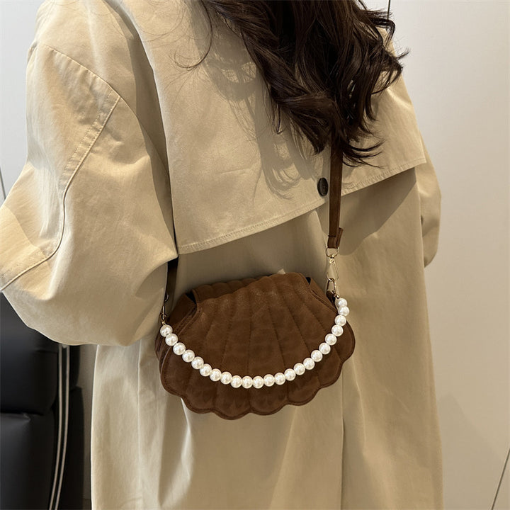 Elegante muschelförmige Umhängetasche Karnz