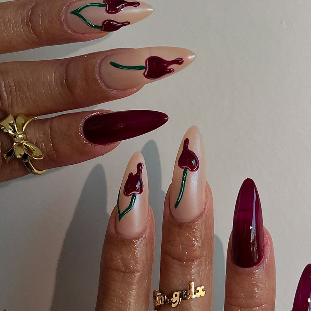 Stylisches Stiletto Press-On Nagelset Karnz
