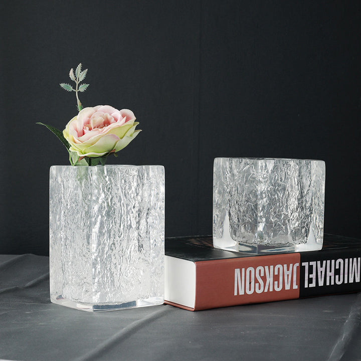 Texturierter dekorativer Glasblumentopf