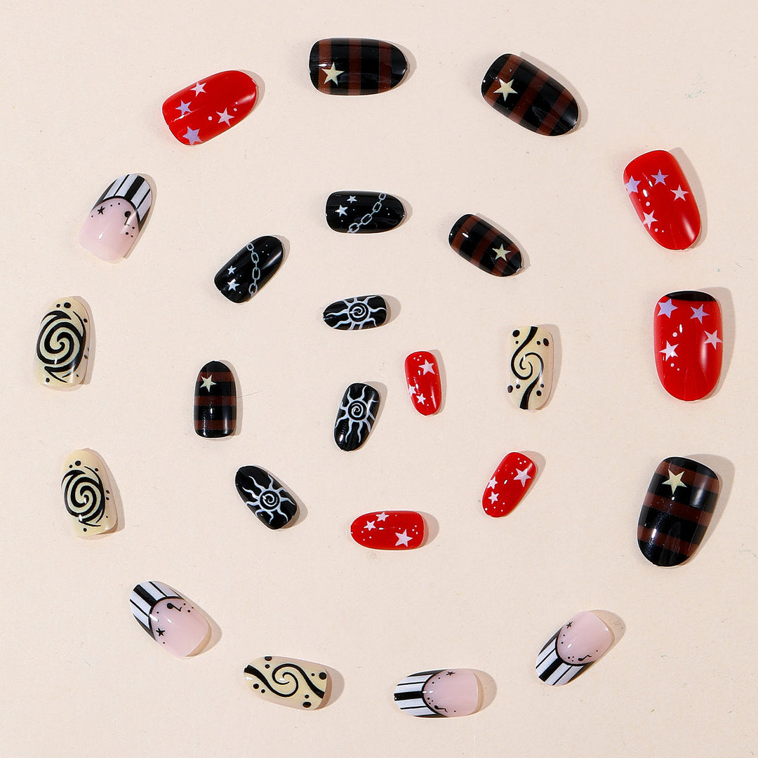 Künstlerisches Fantasy-Nagelkunstdesign Karnz