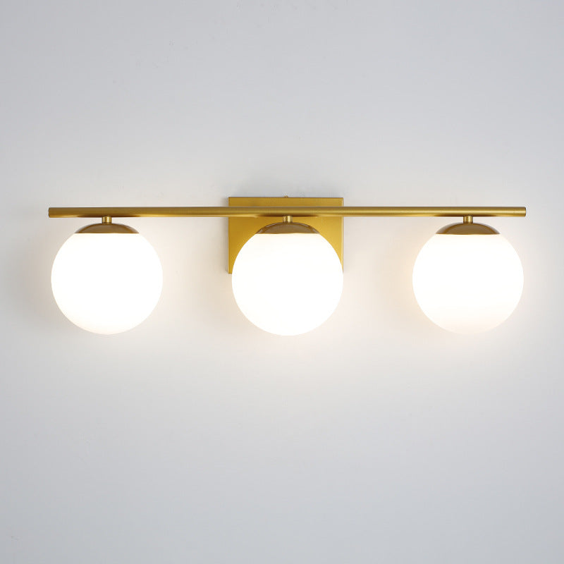 Moderne Drei-Glühbirnen-Wandlampe