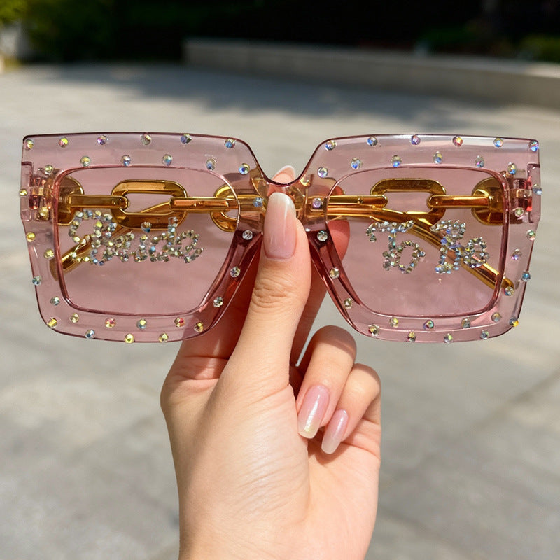 Dekorative perlenbesetzte Katzenaugen-Sonnenbrille Karnz