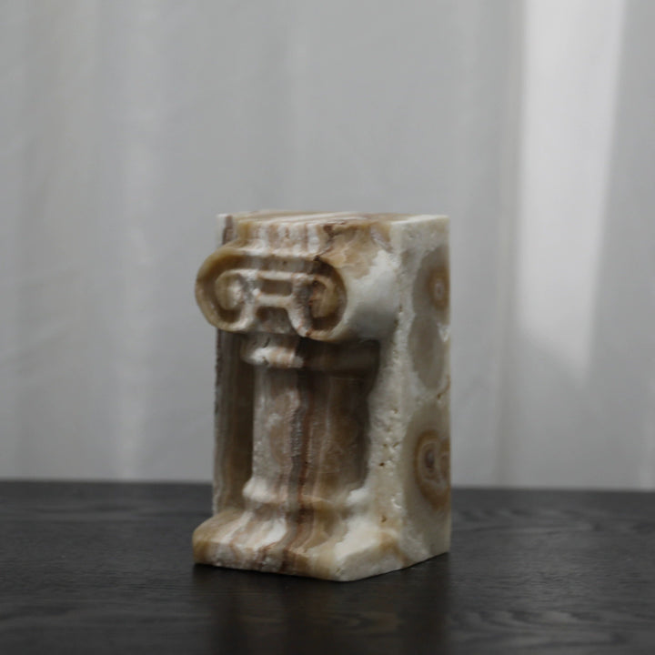 Dekorative Säulen Skulptur