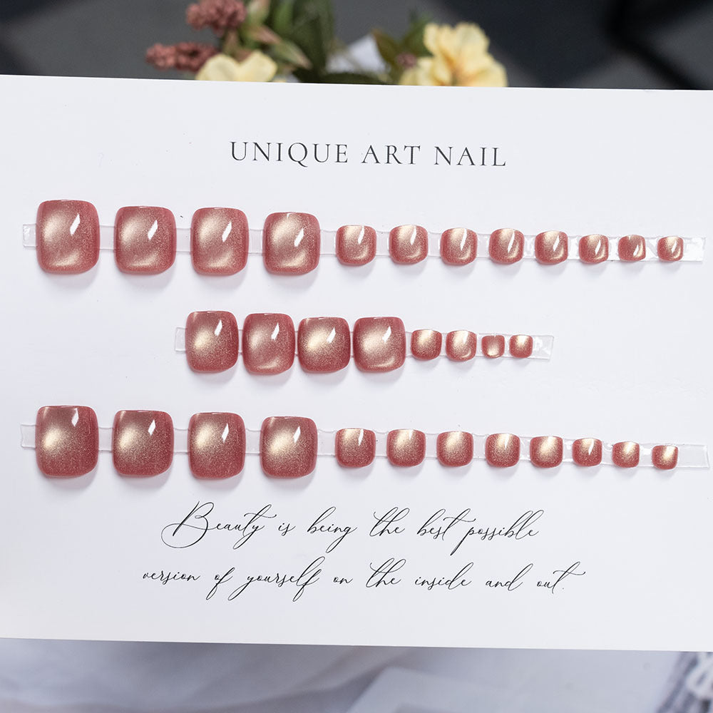 Elegante Metallische Nagelkunst