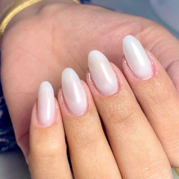 Premium Glänzende Mandelförmige Press-On Nagelspitzen Karnz