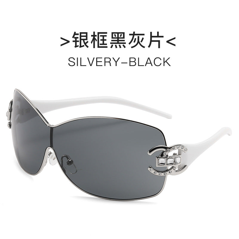 Damen Fashion-Sonnenbrille mit extravagantem Design und funkelnden Akzenten Karnz