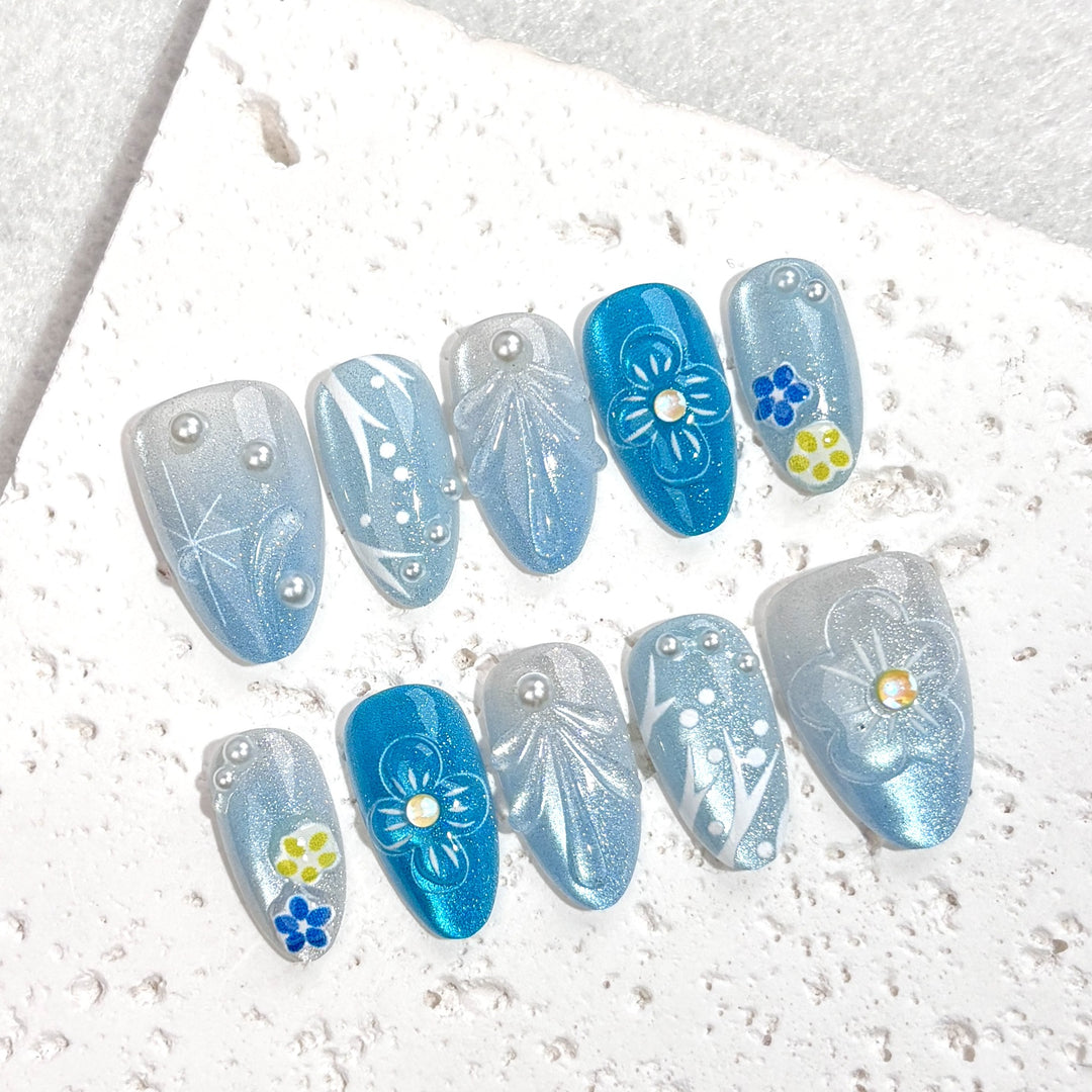 Lebendige Blumenmuster Press-On Nagelset