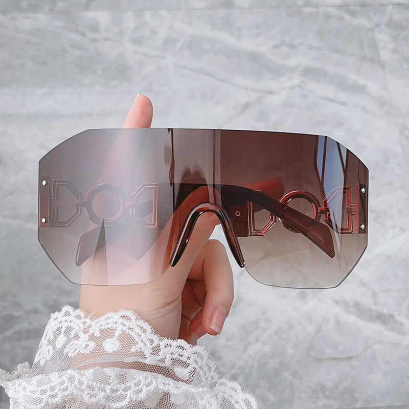 Fashion Statement Breitkrempige Schild Sonnenbrille Karnz