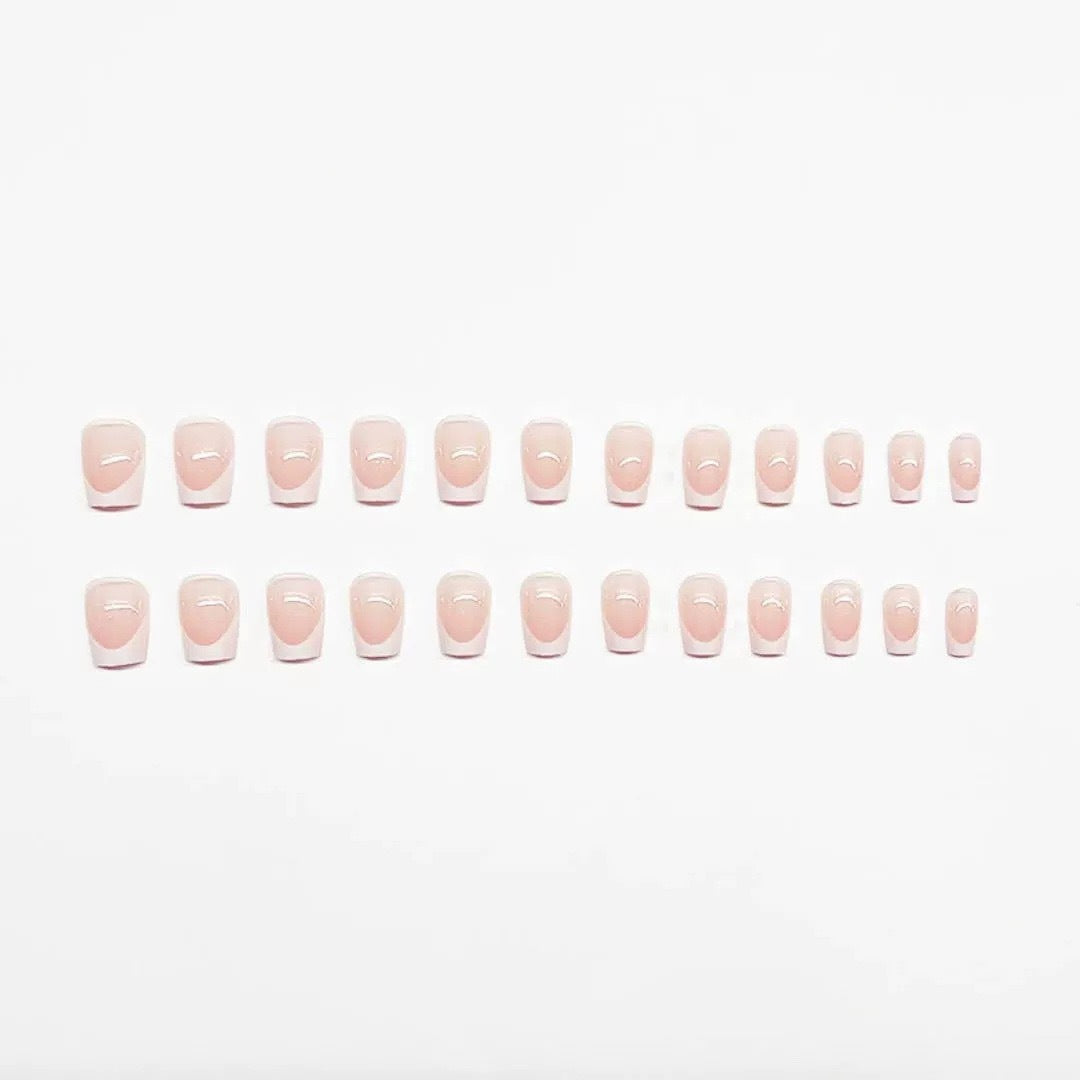 French Tip Nagelkunst Set Karnz