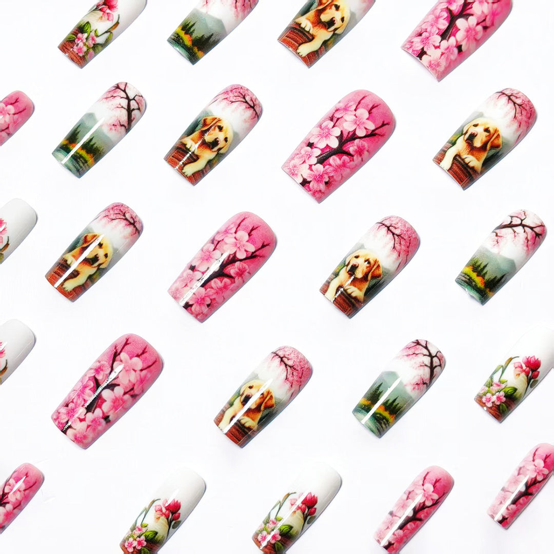 Kunstnägel mit Floralen und Tierischen Motiven Karnz