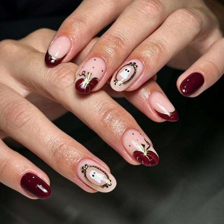 Künstlerisches von Halloween inspiriertes Nagelkunstset