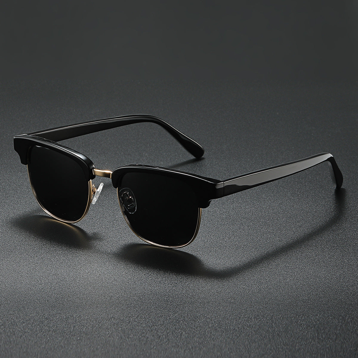 Damen modische Brille mit elegantem Rahmen und hochwertigen Details Karnz