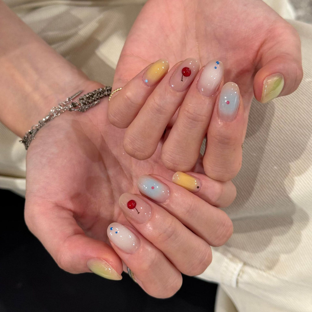 Kunstnagel Design mit Fröhlichem Obstmotiv Karnz