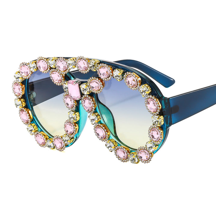 Damen Glamouröse Statement-Sonnenbrille mit auffälligem Kristallrahmen Karnz