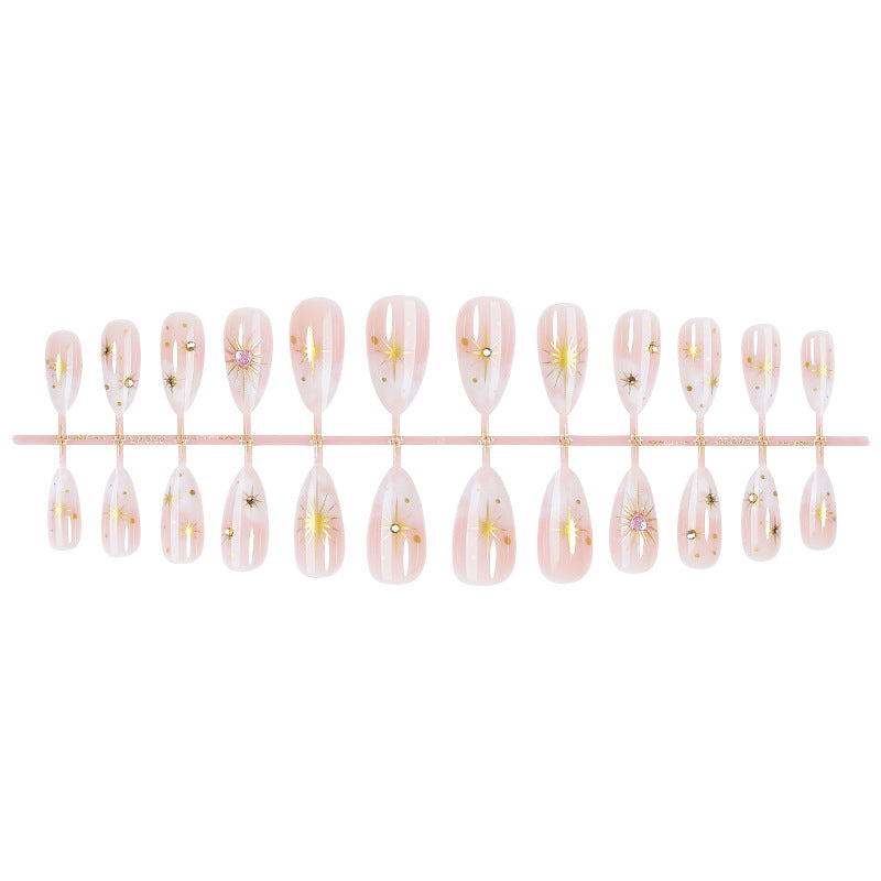 Künstlerisches Press-On Nail Art Kit mit Sternakzenten Karnz
